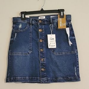 Kensie Jeans Skirt 👖 😍